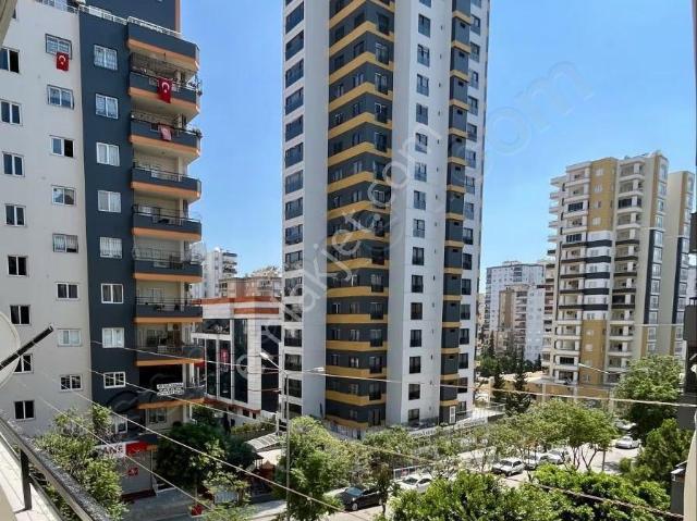 Yurt Mahallesi İsmail Hakkı Develi Bul.3+1 Masrafsız Daire
