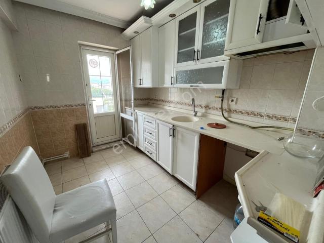 Yurtoğlunda 5. Kat Kiralık Bakımlı Doğalgazlı Daire