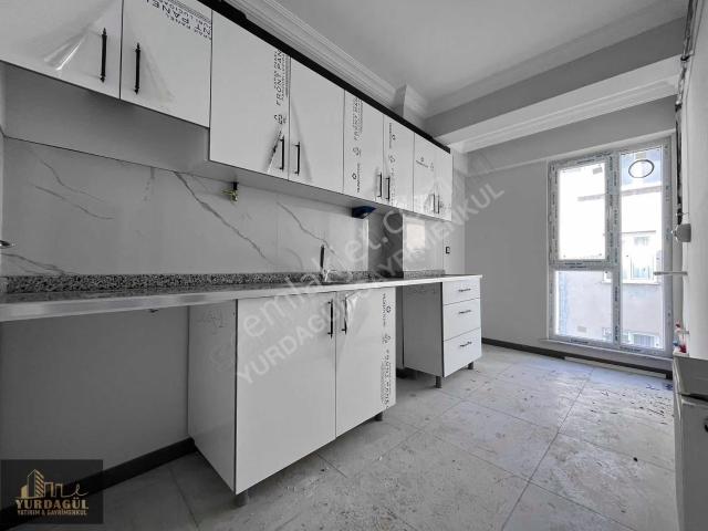 Yurdagül'den 71 Evler'de Asansörlü 1.kat 60m2 2+0 Satılık Daire