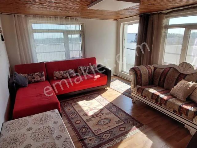 Yusuf Emlak'tan Sefaköy Merkezde Teraslı Full Eşyalı 2+1 Kiralık Daire