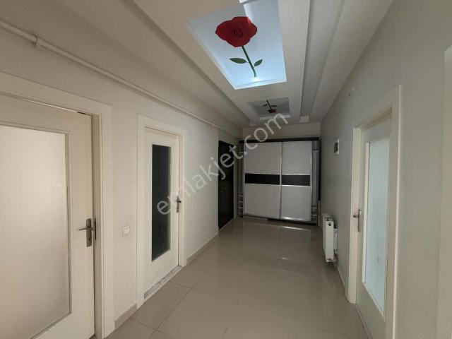 Yusuf Karadağlıdan 100. Yıl Karşısı Kiralık 3+1 Daire