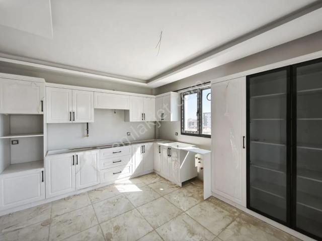 Yusuf Karadağlı'dan Bostanbaşında Sıfır Kiralık 3+1 Daire