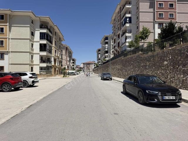 Yusuf Karadağlıdan Başharık Yeni Tokilerde Kiralık 3+1
