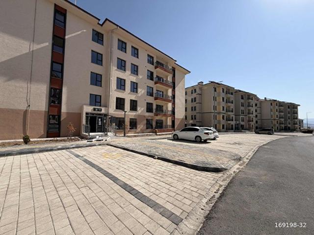 YUSUF KARADAĞLIDAN BAHÇEBAŞI 6 ETAPTA KİRALIK ARA KAT DAİRE