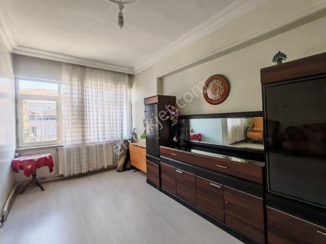 Yusuf Karadaglı Dan Kiralik Eşyali 2+1 Ara Kat Daire