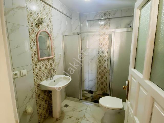 Yusufpasa Mah Kazımpaşa Caddesinde Kiralık 3+1 Daire