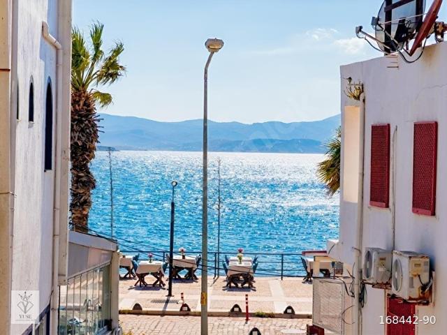 YUSE'DEN ÇİFTLİKKÖYDE DENİZE 50 M 2+1 SATILIK DAİRE