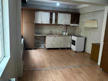 Yuva Emlaktan Kars İstasyon Mahallesinde Satılık 3+1 Daire