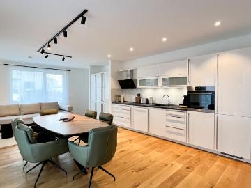 Germering, Oberbayern, Bayern - Parkplatz