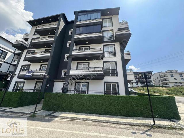 Yuvacık Yeşiyurtta Merkezi Konum 3+1 Arakat Kiralık Daire