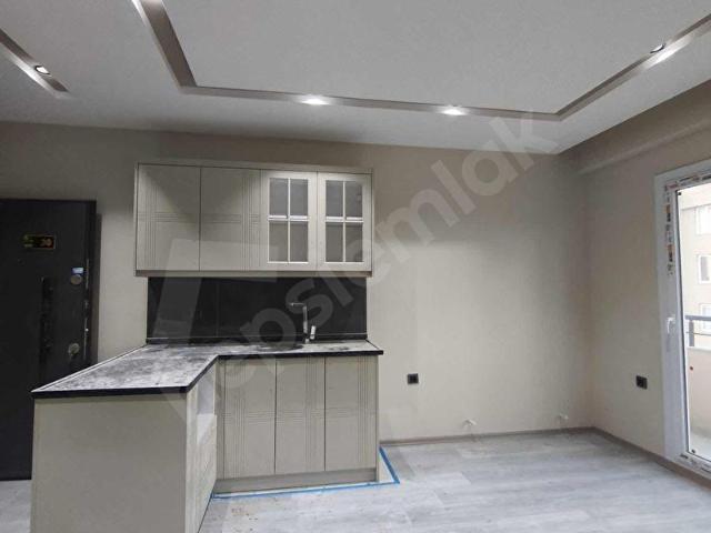 YUVADAN ÇINARLIDA 1+1 SATILIK LÜX İŞÇİLİKLİ SINIRSIZ KREDİLİ