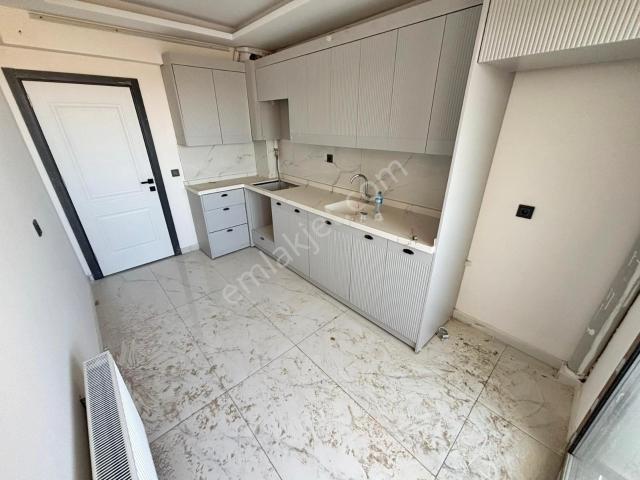 Yuvam'dan Ayın Fırsatı Site İcerisinde Acill Satılık 2+1 Daire