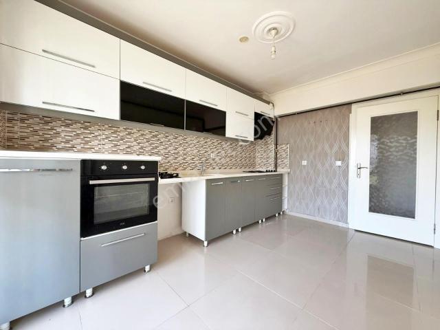 Yuvam'dan Bucuk İ.ö.o Cephe Memur Ya Da Memur Kefil Kiralık 3+1
