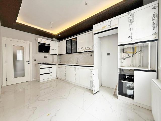 Yuvam'dan Hastane Ve Okula Cephe 3+1 Kiralık Daire!