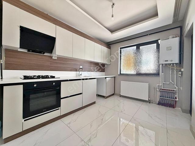 Yuvam'dan Merkezi Lokasyon'da Masrafsız Full+full 3+1 Daire!