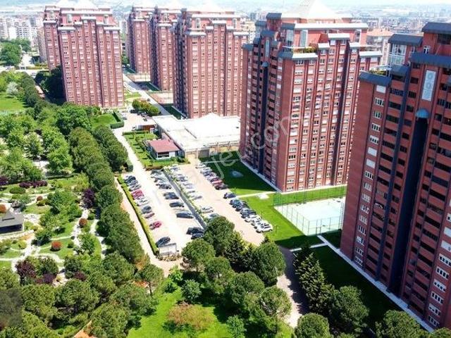 Yüzüncü Yıl Mah. Saygın Kent Sit. Kiralık 4+1 240 M² Daire