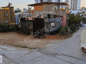 Yüzüncüyılın Merkezinde Müstakil İki Katlı Satılık Ev