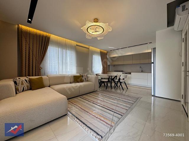 YÜZÜNCÜYIL FUAR ALANI CİV. HAVUZLU 4+1 SÜPER LÜX DAİRE