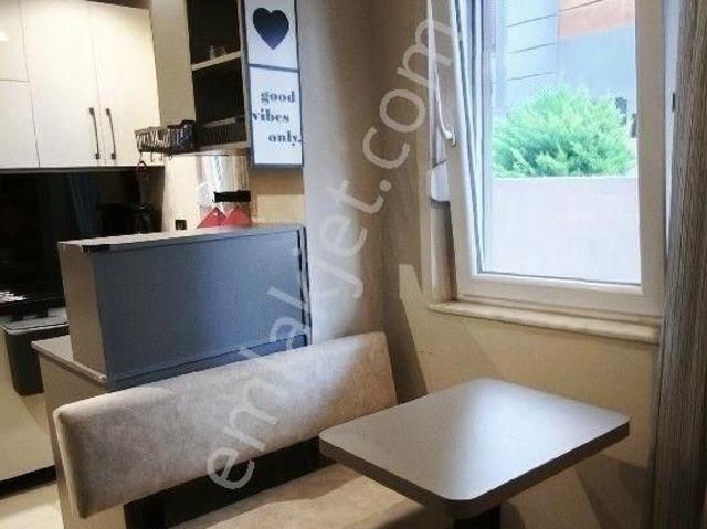 Yüzme Havuzlu Sitede Full Eşyalı Lüx Daire