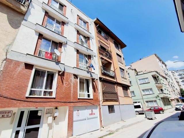 Yzg'den Atatürk Blv Arkasında 7 Yaşında Ferah Dublex 90m 2+1