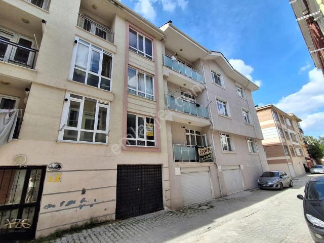 Yzg'den Batıkent Ümit Hst. Yakını Çift Cephe 90m 2+1