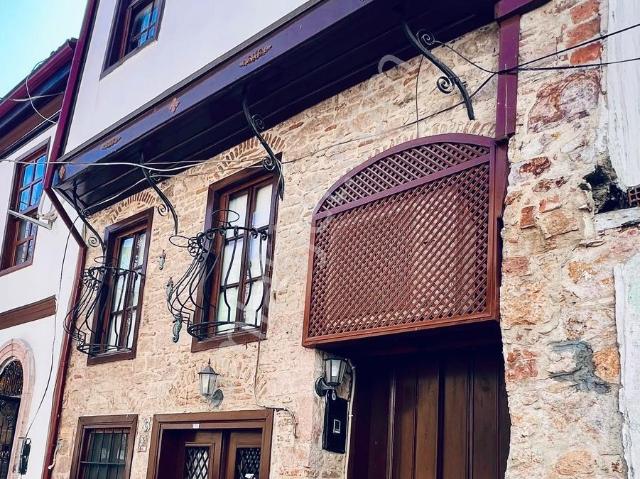 Yzg'dn Ayvalık Merkezi Konumda Sahile 300m Full Yapılı 150m 4+1