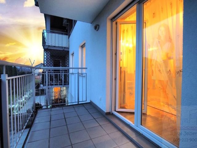 Z garażem przestronne 2 pokojowe, balkon ul. Szkolna, Radwanice