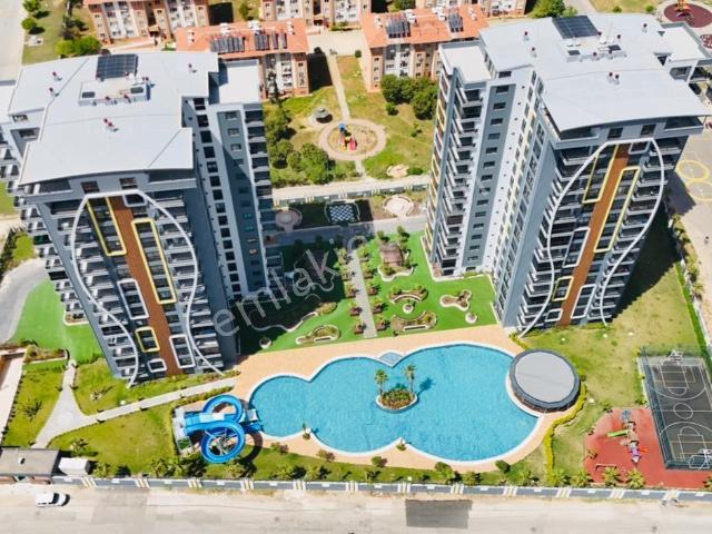 Zamur Towers'da 3+1 Arakat Manzaralı Lüks Satılık Daire