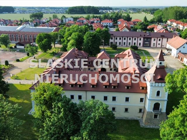 Zamek Tarnowice Stare 2 668 m² unikalny obiekt zapraszam