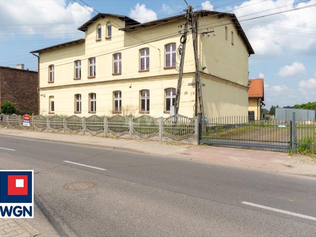 Zabytkowa kamienica z projektem biurowym, 340 m2, Mikołów