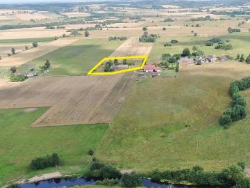 Zabytkowe gospodarstwo z potencjałem na agroturystykę
