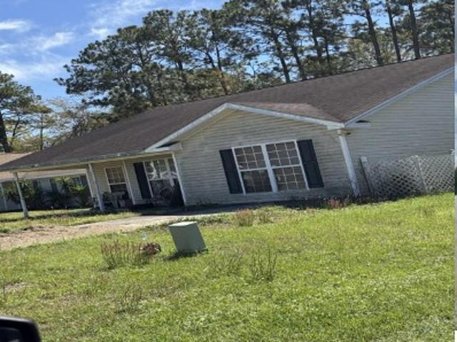 Zachary Dr