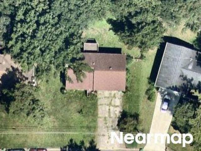 Zachary Dr