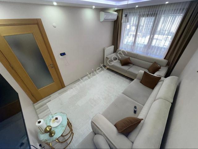 Zafer Yapı Gayrimenkulden Satılık Yüksekgirişkat Daire 1+1 70m2 9 Yaşında 50.yıl Mahallesinde