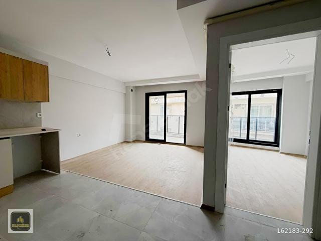 ZAFER MAH ADÜYE YAKIN SIFIR ARA KAT 2+1 DAİRE