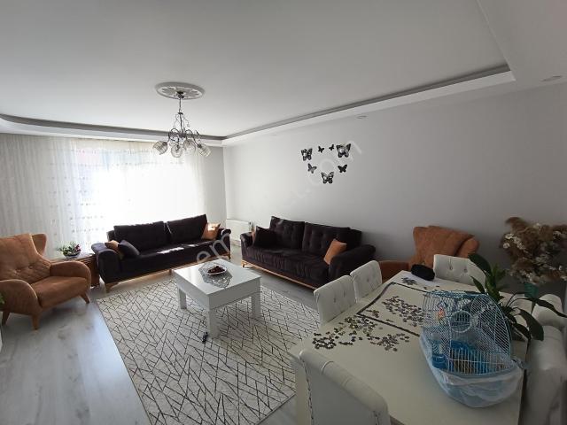 Zafer Mah. Kapalı Otoparklı İskanlı 220 M2 5+2 Dubleks Daire