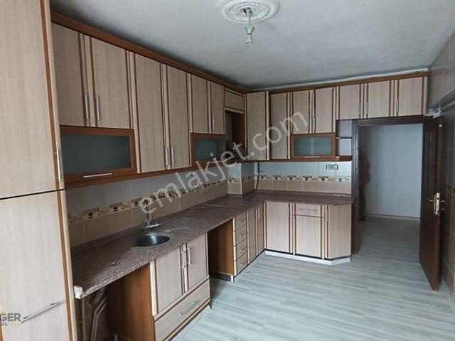 Zafer Mahallesi Beştepe Gross Yakını 3+1 Yapılı Kiralık Daire
