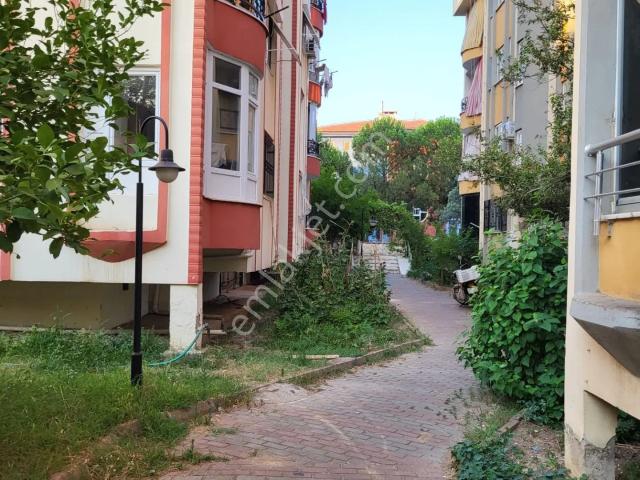 Zafer Mahallesinde Site İçerisinde Geniş Bakımlı Okula Yakın Daire