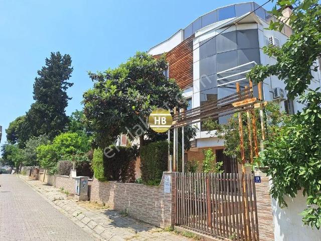 Zafer Mh 131 Sk No:19 Park Villa K:2 D:17 Aydın