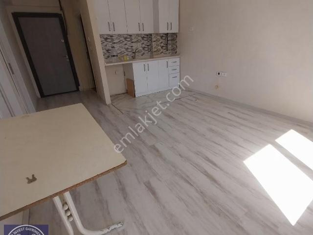 Zafertepe Girişi Önü Açık Geniş Kullanışlı 2+0 Kiralık Daire