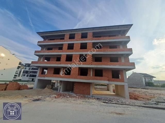 Zafertepe Mah.de Geniş 2+1 Kapalı Garajlı