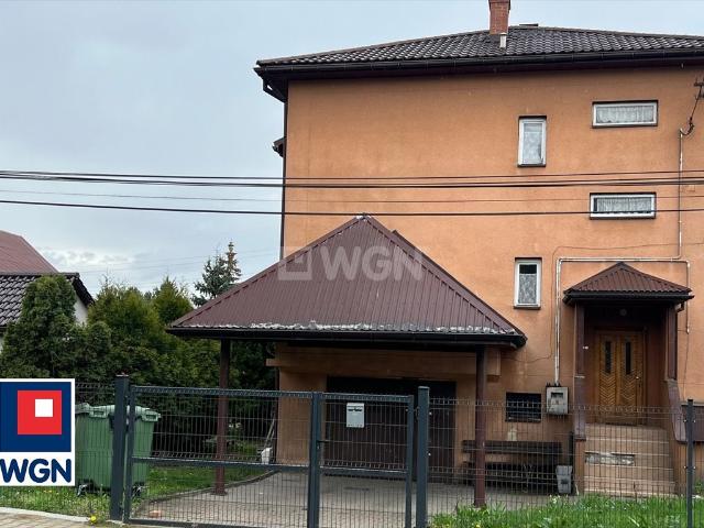 Dom z potencjałem, 7 pokoi, garaż, 120 m2, Zagórze