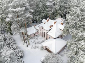 Przestronny dom z 10 pokojami, ogród i piwnica