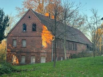 Dom 99 m2 w Zapuscie z potencjałem inwestycyjnym