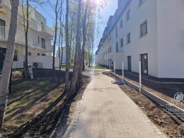 Sprzedam przestronne 3 pokojowe mieszkanie 54 m² z balkonem w Krzykach