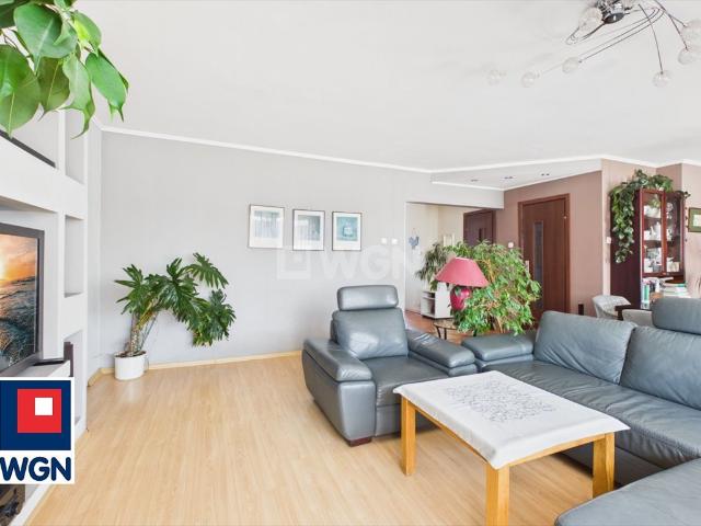 Zapraszam do 105 m² mieszkania 5 pokoi na Osiedlu Jagiellońskim