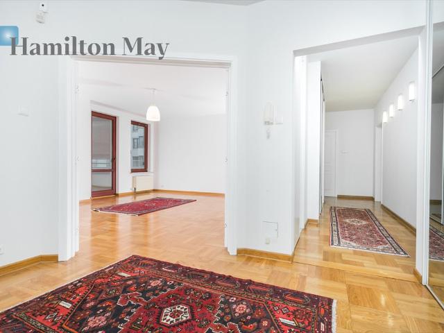 Zapraszam do 123 m² apartamentu z 4 sypialniami i panoramicznym widokiem