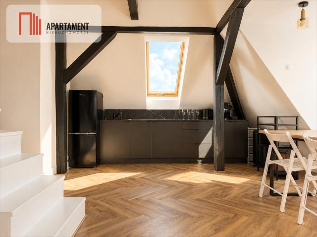 Zapraszam do 34,32 m² mieszkania z antresolą i wysokimi sufitami