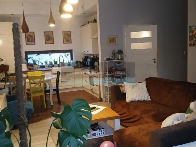 Zapraszam do 77 m² 4 pokojowego mieszkania z ogródkiem w Bielanach