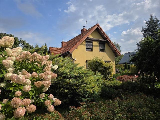 Zapraszam do domu 103 m² z dużą działką 3000 m² w Podkampinos